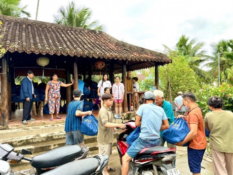 Chung tay hỗ trợ bà con Họ Mai miền trung năm 2025